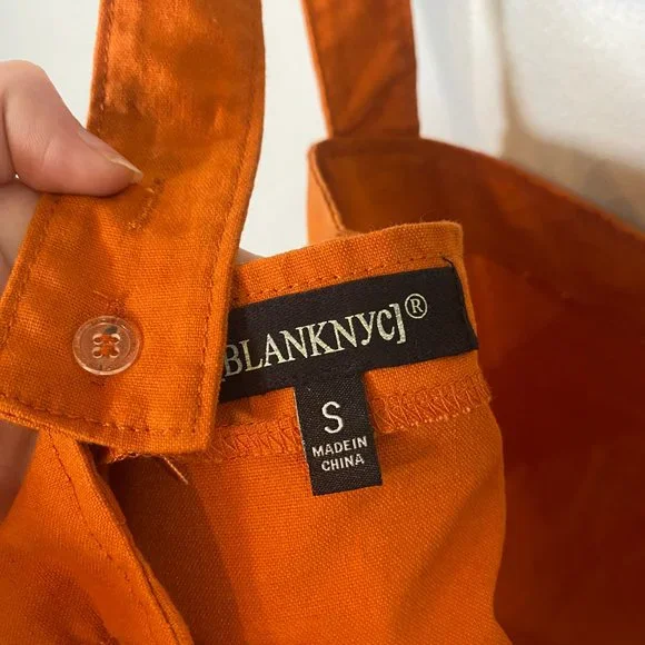 NWT BlankNYC Fire Cracker Tie Back Crop Top - Picture 9 of 9